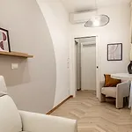 Luxury - Design & Relax By Host Hero * チヴィタノーヴァ・マルケ