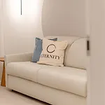 Luxury - Design & Relax By Host Hero アパート チヴィタノーヴァ・マルケ