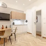 Luxury - Design & Relax By Host Hero