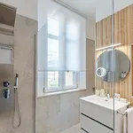 Luxury - Design & Relax By Host Hero
