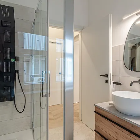 Infinity - Design & Relax By Host Hero