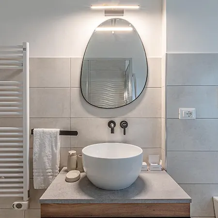 Infinity - Design & Relax By Host Hero *