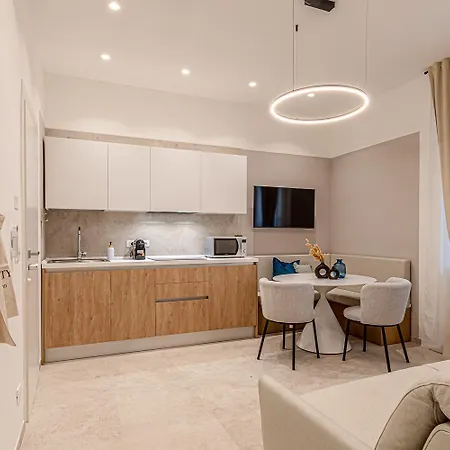 Apartment Infinity - Design & Relax By Host Hero