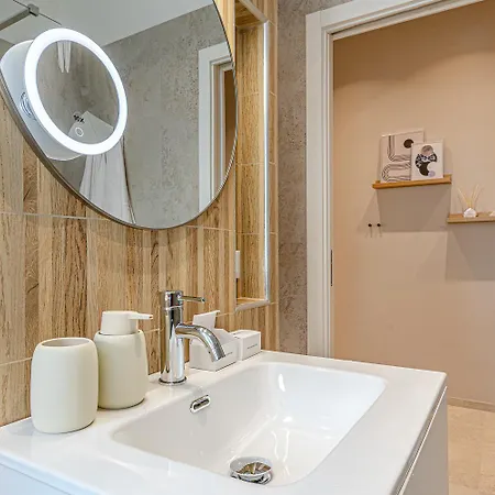 Infinity - Design & Relax By Host Hero * Civitanova Marche